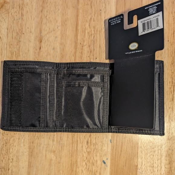 Bioworld Wallet Mario Bros - Picture 2 of 3